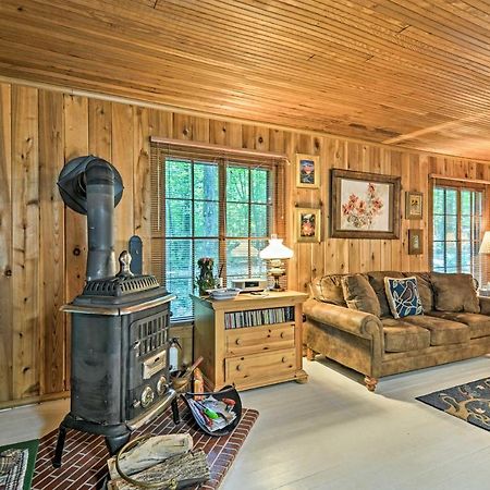 Pet-Friendly One Crow Cottage In Harbor Springs! エクステリア 写真