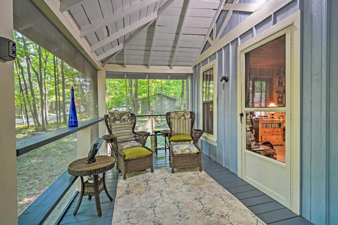 Pet-Friendly One Crow Cottage In Harbor Springs! エクステリア 写真
