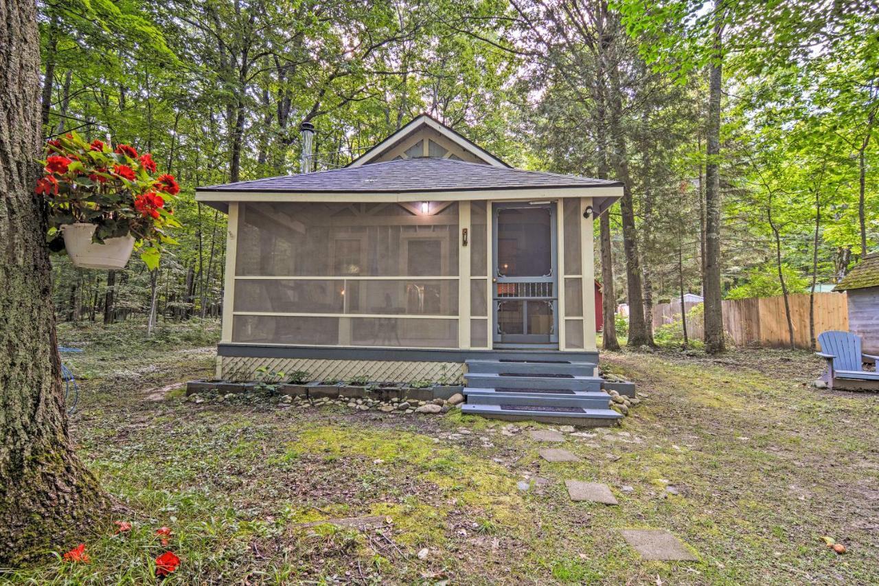 Pet-Friendly One Crow Cottage In Harbor Springs! エクステリア 写真