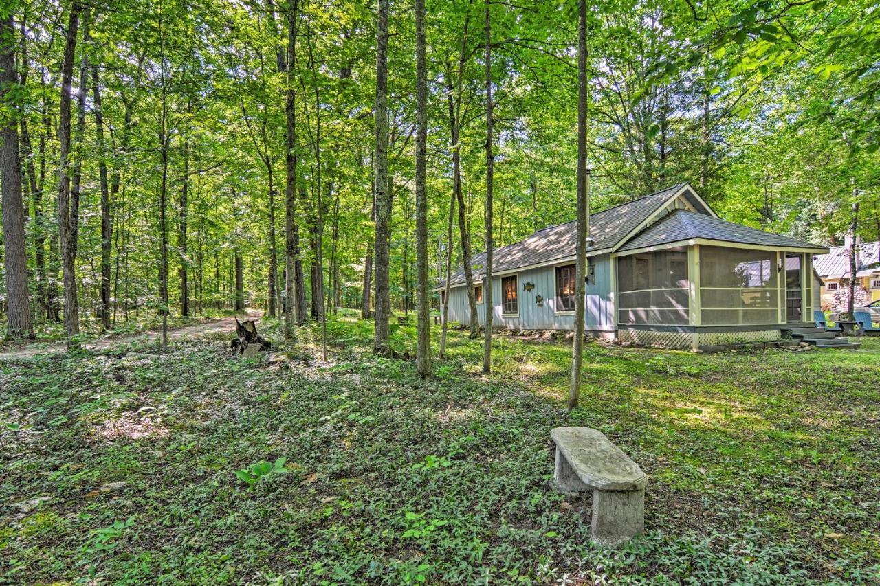 Pet-Friendly One Crow Cottage In Harbor Springs! エクステリア 写真